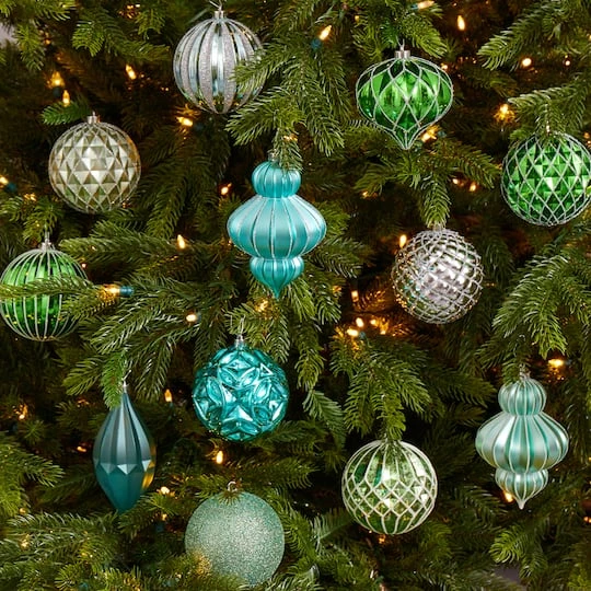 12ct. 4" Green & Silver Shatterproof Luxe Ornament Set 7 12ct. 4" Green & Silver Shatterproof Luxe Ornament Set - Image 5