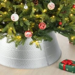 Glitzhome® 26" Hammered Metal Tree Collar Silver 15 Glitzhome® 26" Hammered Metal Tree Collar Silver -Holiday Glow D479549S 4