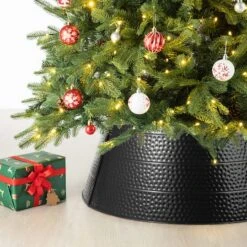 Glitzhome® 26" Hammered Metal Tree Collar Black -Holiday Glow D479550S 3