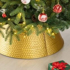 Glitzhome® 26" Hammered Metal Tree Collar Gold -Holiday Glow D479551S 4