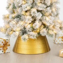 Glitzhome® 22" Hammered Metal Tree Collar Gold -Holiday Glow D479553S 2