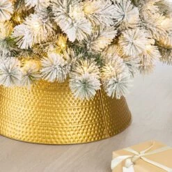Glitzhome® 22" Hammered Metal Tree Collar Gold -Holiday Glow D479553S 4
