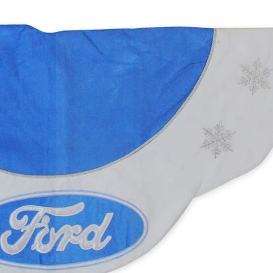 Northlight 45.5" Blue & White Ford Scalloped Christmas Tree Skirt 6 Northlight 45.5" Blue & White Ford Scalloped Christmas Tree Skirt - Image 4