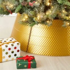 Glitzhome® 40.5" Christmas Gold Hammered Metal Tree Collar -Holiday Glow D652298S 6